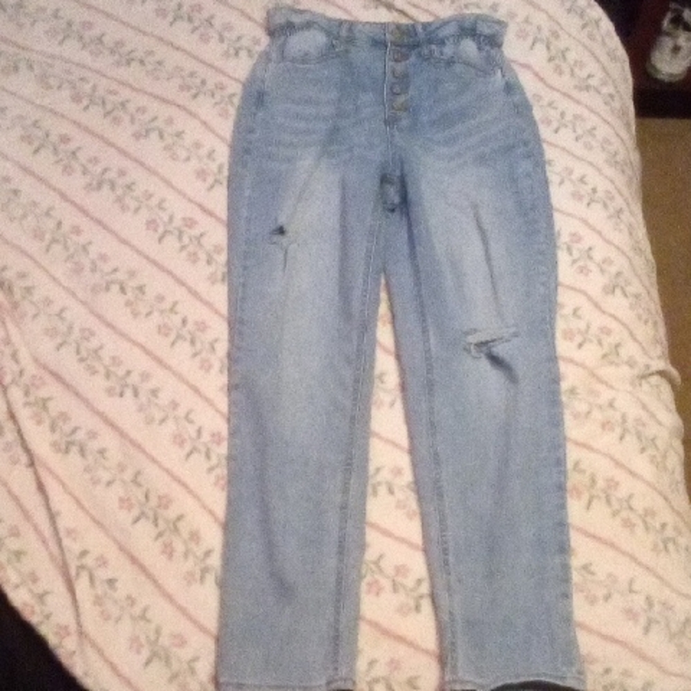 High-Waisted Blue Jeans